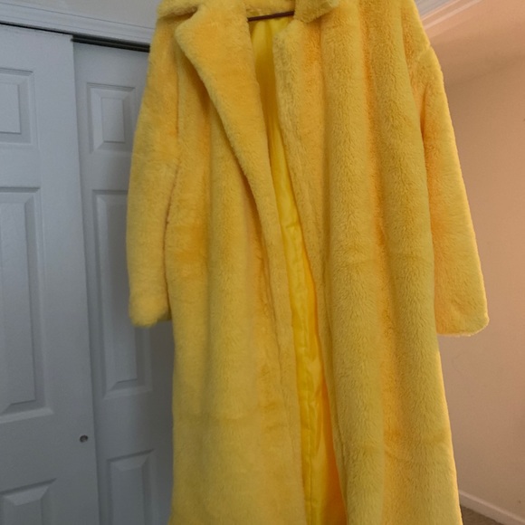 Coat - Picture 2 of 2